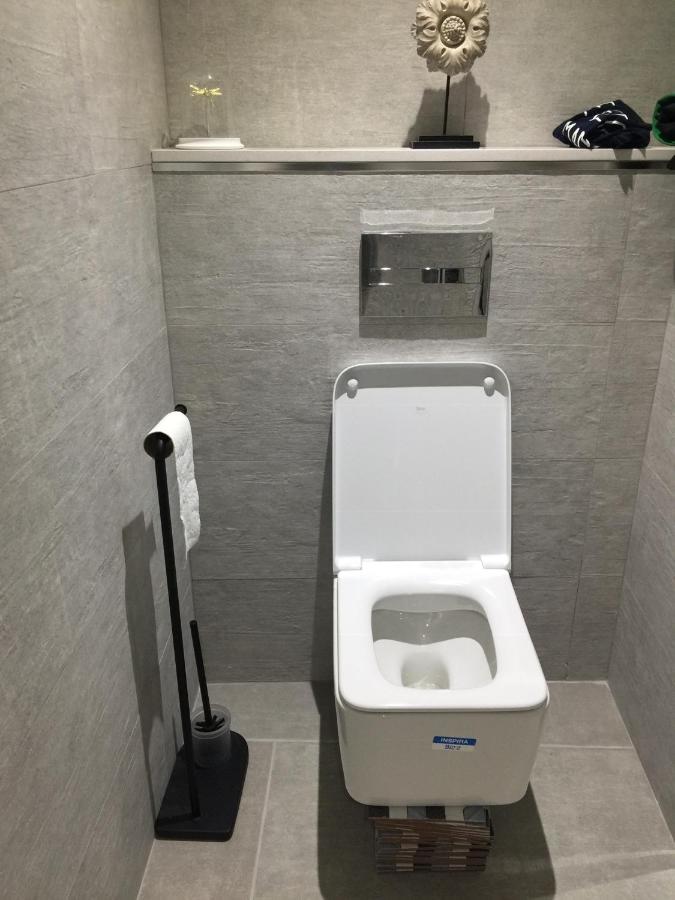 Apartamento Piso En El Emblematico Barrio Antiguo De Oviedo Exterior foto