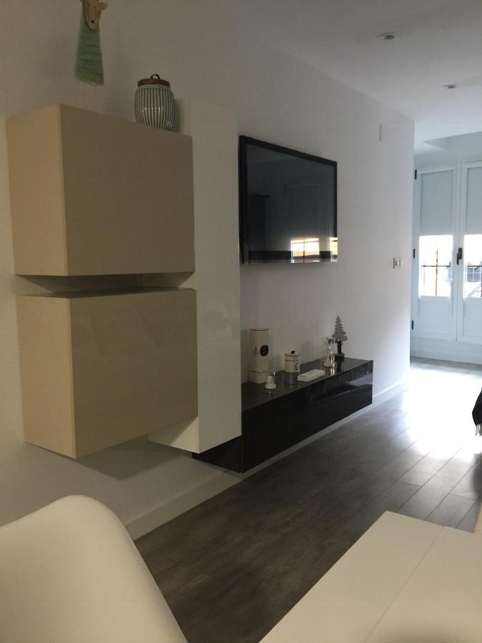 Apartamento Piso En El Emblematico Barrio Antiguo De Oviedo Exterior foto