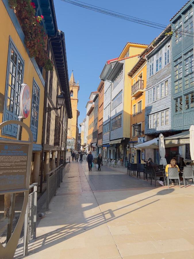 Apartamento Piso En El Emblematico Barrio Antiguo De Oviedo Exterior foto