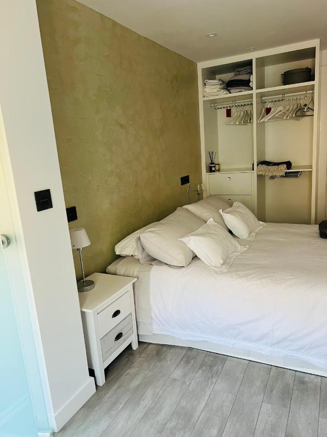 Apartamento Piso En El Emblematico Barrio Antiguo De Oviedo Exterior foto